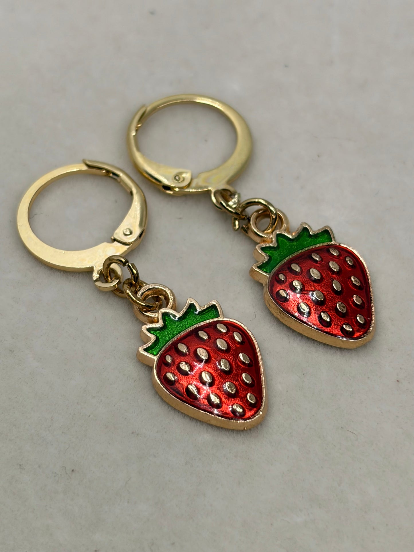 Strawberry Huggies