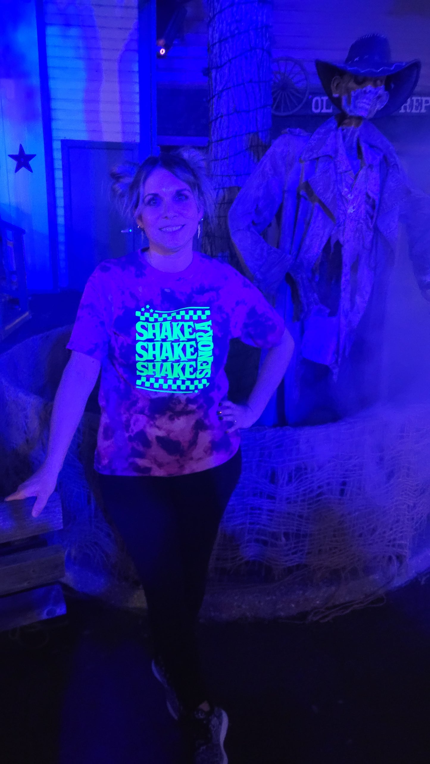 Shake Shake Senora Reverse Tye Dye Tee