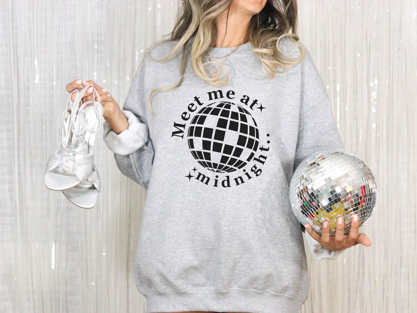 Meet Me at Midnight Tee/Sweatshirt